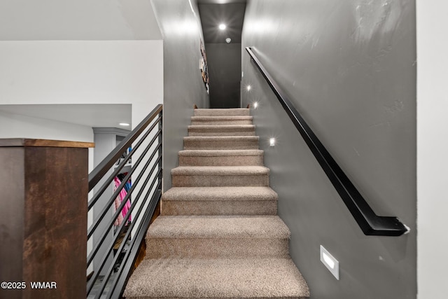 2872 Penny Ln, Lakeside, AZ 85929 - view of stairway