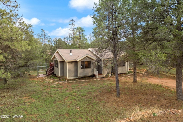 view of front of property