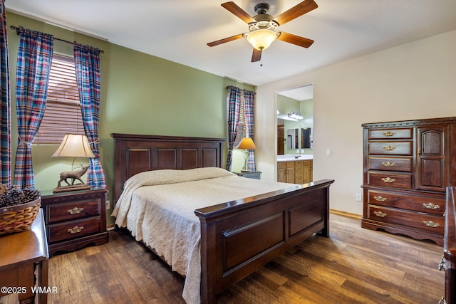 380 N Retreat Dr, Show Low, AZ 85901 - bedroom featuring dark wood-style floors, ensuite bathroom, and a ceiling fan