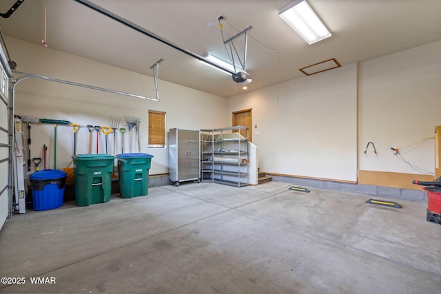 380 N Retreat Dr, Show Low, AZ 85901 - garage with a garage door opener