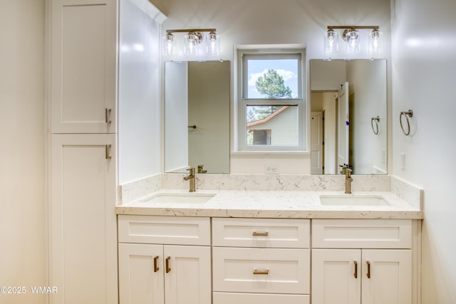 1028 School House Ln, Show Low, AZ 85901 - full bath featuring double vanity