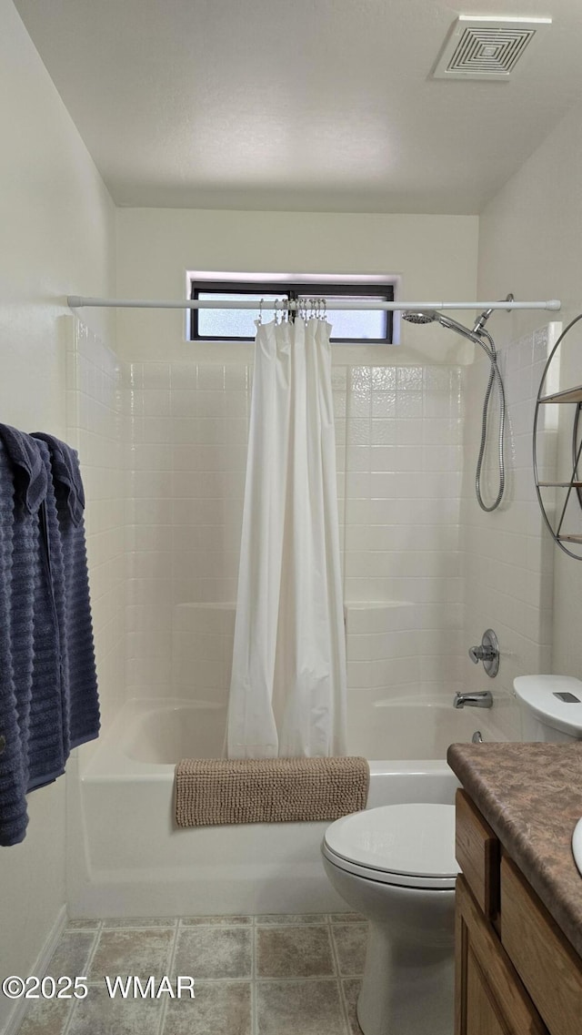 3024 Buck Crossing Way, Pinetop, AZ 85935 - bathroom featuring toilet, shower / bath combo, and healthy amount of natural light