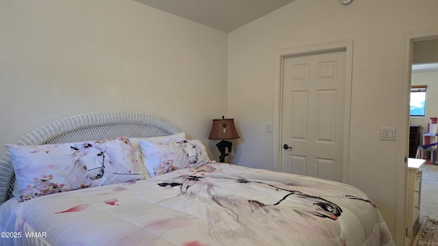 3024 Buck Crossing Way, Pinetop, AZ 85935 - bedroom with lofted ceiling