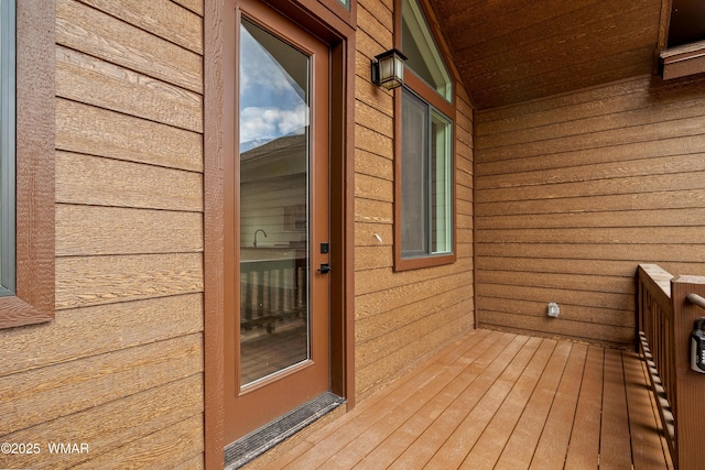 2759 Panther Cir, Overgaard, AZ 85933 - view of wooden terrace