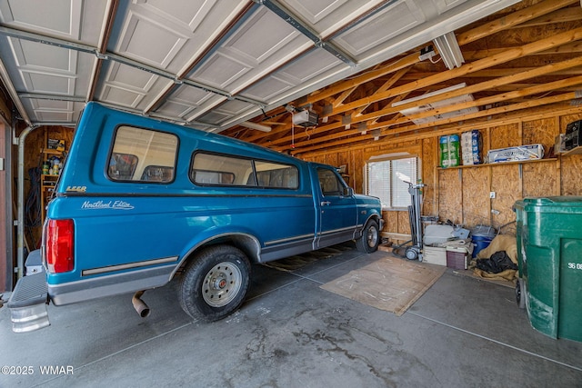 1761 N Bison Ct, Show Low, AZ 85901 - garage with a garage door opener