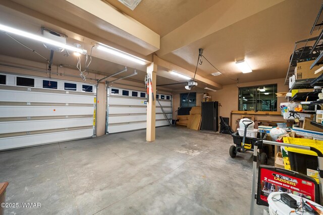 1511 S Canyon Ridge Trl, Show Low, AZ 85901 - garage with a garage door opener