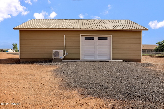 2740 E Walnut Dr, Taylor, AZ 85939 - garage featuring ac unit and gravel driveway