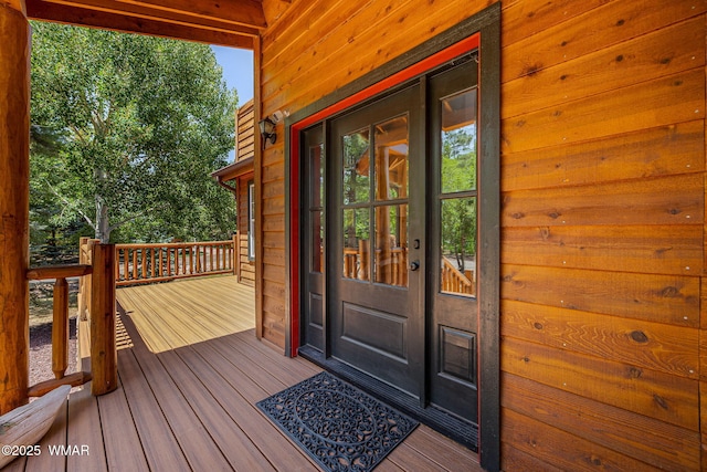 1415 N Lake View Cir, Lakeside, AZ 85929 - view of exterior entry with french doors and a wooden deck