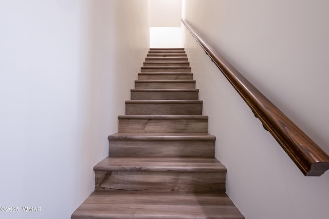 7758 James Pearce Way, Taylor, AZ 85939 - view of stairway