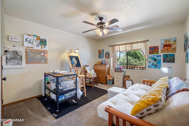 1030 Chamberlain Way, Show Low, AZ 85901 - carpeted bedroom featuring a textured ceiling and a ceiling fan