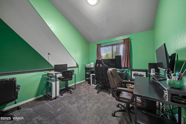 242 E Pinecrest Dr, Pinetop, AZ 85935 - carpeted office with lofted ceiling and baseboards