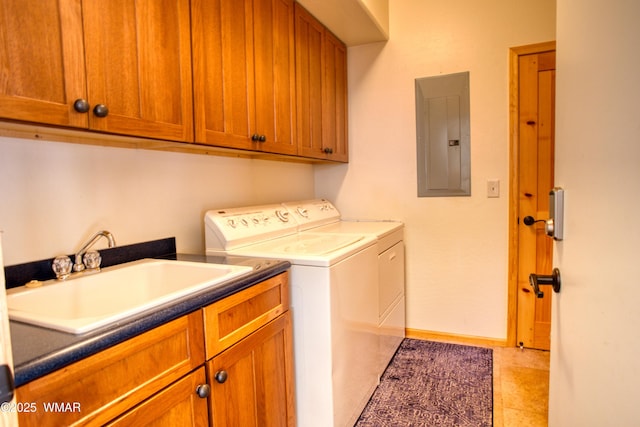 2841 Ponderosa Pkwy, Pinetop, AZ 85935 - laundry area featuring electric panel, independent washer and dryer, cabinet space, baseboards, and light tile patterned floors