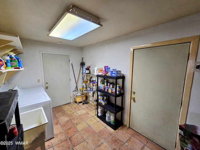 laundry room featuring washing machine and dryer