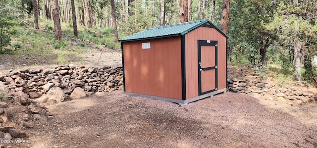 1144 Christopher Creek Loop, Payson, AZ 85541 - view of shed featuring a wooded view
