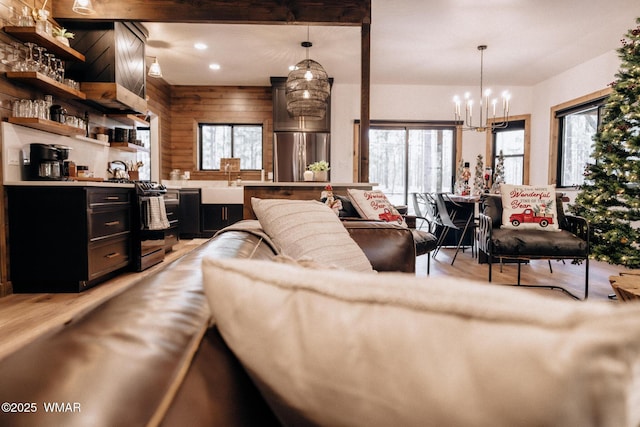 4251 Branding Iron Loop, Pinetop, AZ 85935 - living area featuring a chandelier, light wood-type flooring, and recessed lighting