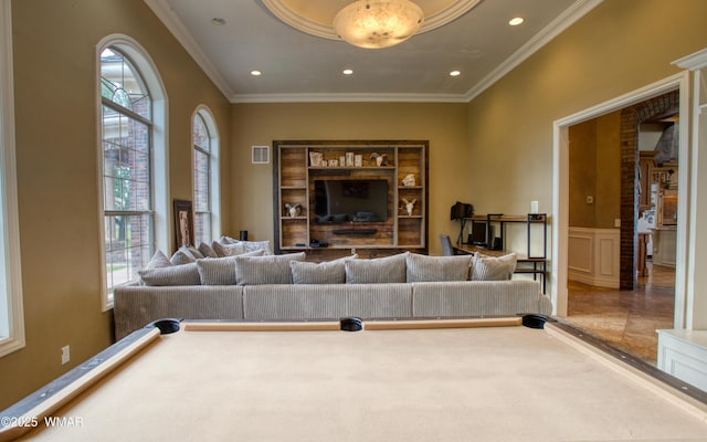 7444 Caldwell Canyon Rd, Snowflake, AZ 85937 - living area featuring crown molding, recessed lighting, pool table, and wainscoting