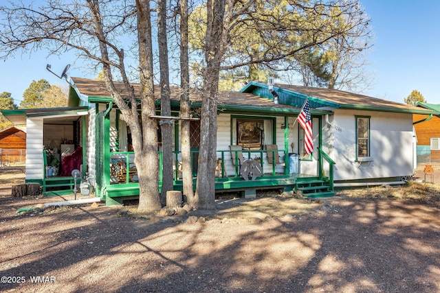 view of front of house featuring a porch