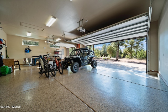 4611 Stonecrop Ln, Show Low, AZ 85901 - garage featuring a garage door opener