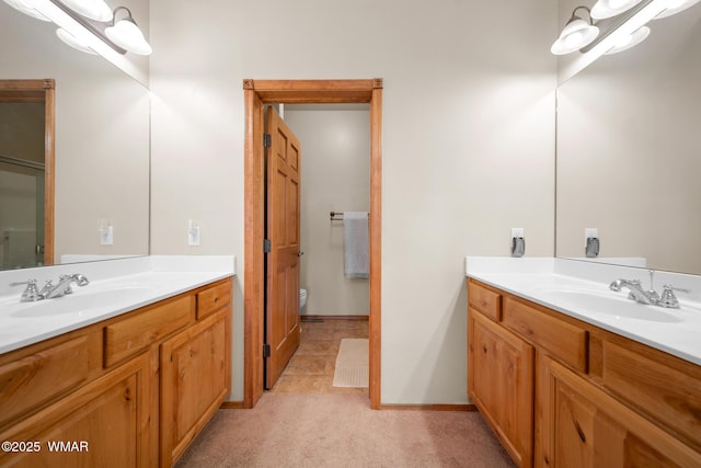 1601 N Stagecoach Cir, Show Low, AZ 85901 - full bath with two vanities and a chandelier