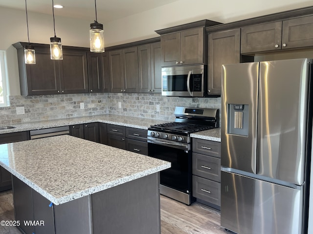 1009 W Sunrise Cir, Taylor, AZ 85939 - photo 10
