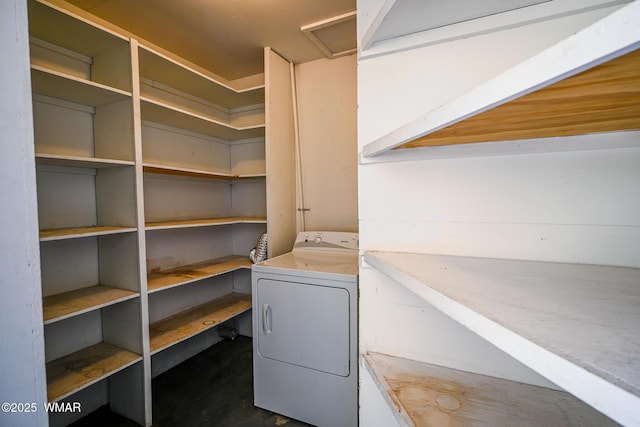 260 E 1st St, Snowflake, AZ 85937 - laundry area with washer / dryer and attic access