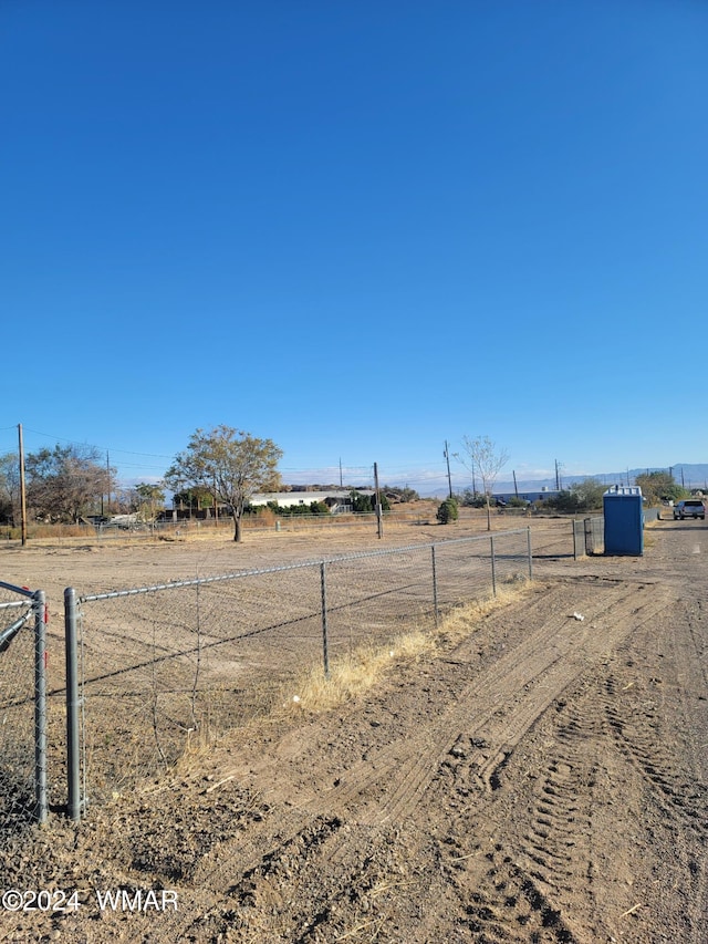 Listing photo 3 for 721 Sunrise Ave, Kingman AZ 86409