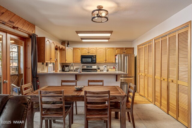 1720 W Huning, Show Low, AZ 85901 - dining room with light carpet and cooling unit