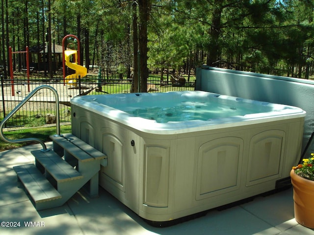 6436 Mark Twain Dr, Pinetop, AZ 85935 - view of patio featuring a hot tub and fence