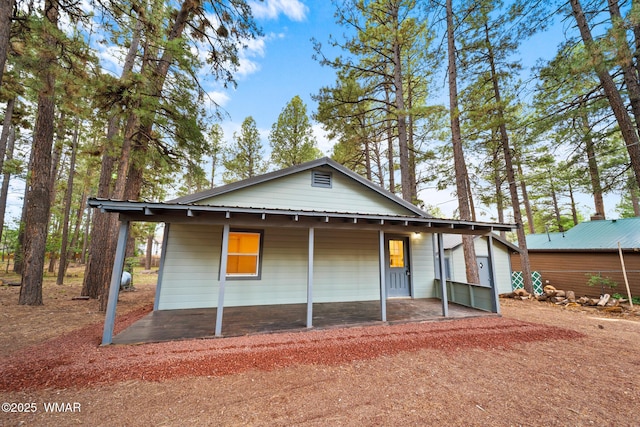 1259 S Penrod Dr, Pinetop, AZ 85935 - view of front of house featuring a porch
