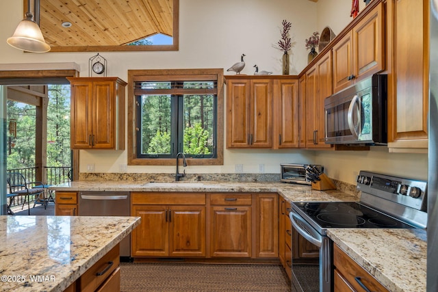 4241 W Wild Iris Ln, Show Low, AZ 85901 - photo 11