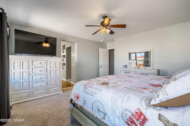 bedroom featuring carpet floors and a ceiling fan