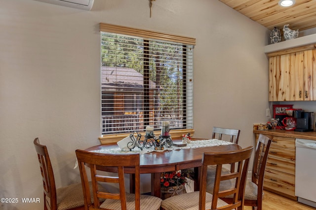 2979 Western Star Dr, Overgaard, AZ 85933