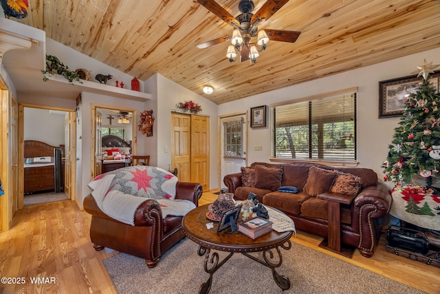 2979 Western Star Dr, Overgaard, AZ 85933