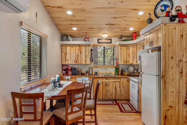 2979 Western Star Dr, Overgaard, AZ 85933