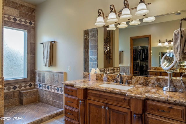 2320 Chandelle Ln, Overgaard, AZ 85933 - full bath with vanity and a walk in closet