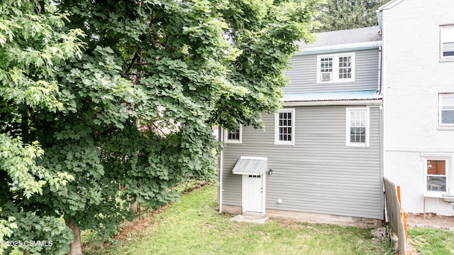 1243 Upper Mulberry St, Danville, PA 17821 - rear view of house featuring a lawn