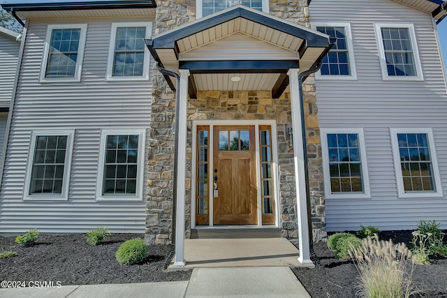 view of property entrance