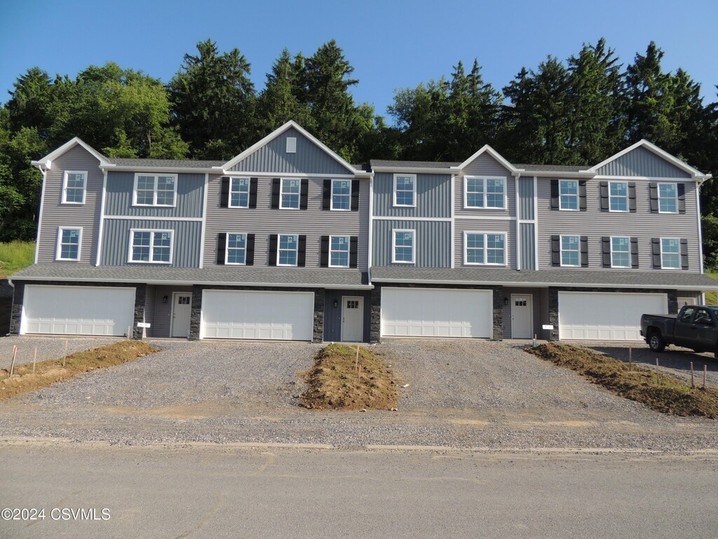86 Limerick Ln, Selinsgrove, PA 17870 - photo 2