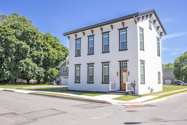 301 Walnut St, Selinsgrove, PA 17870 - photo 1
