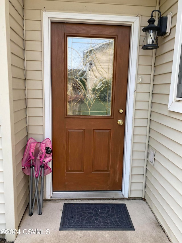 view of entrance to property