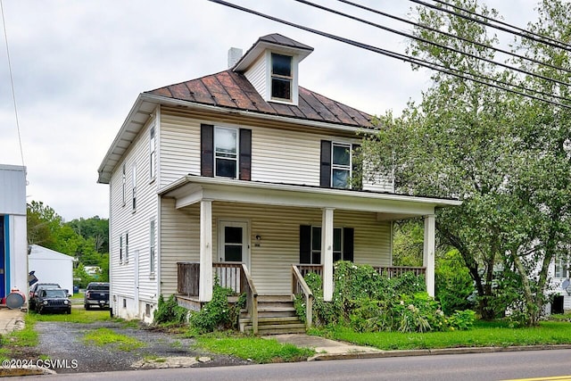 view of front of house featuring covered porch