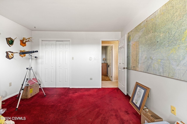 playroom with carpet floors