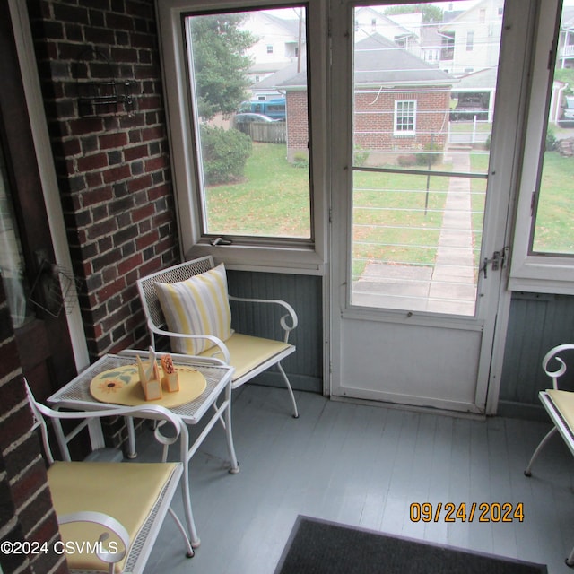 view of sunroom / solarium