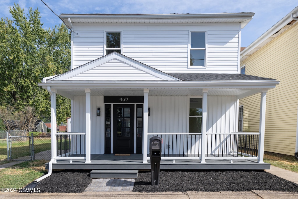 view of front of home with covered porch