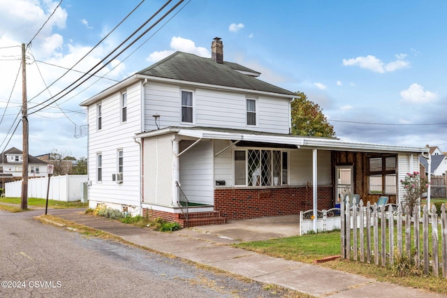 view of front of house with a porch