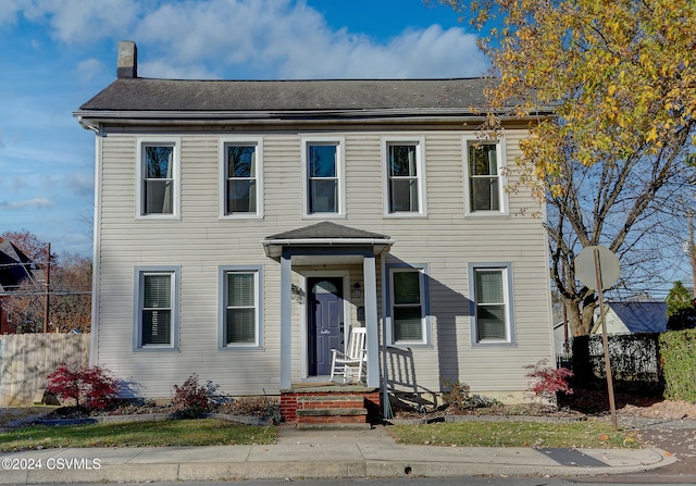 view of front of house