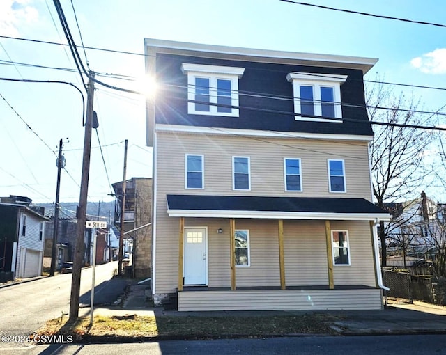 view of front of property with covered porch