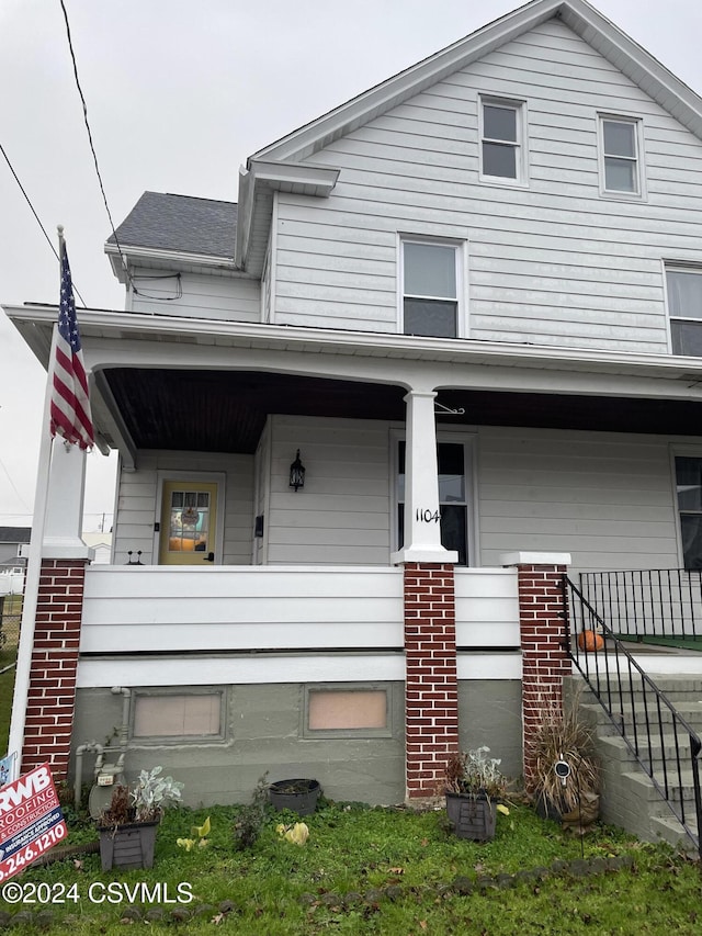 view of front facade with a porch