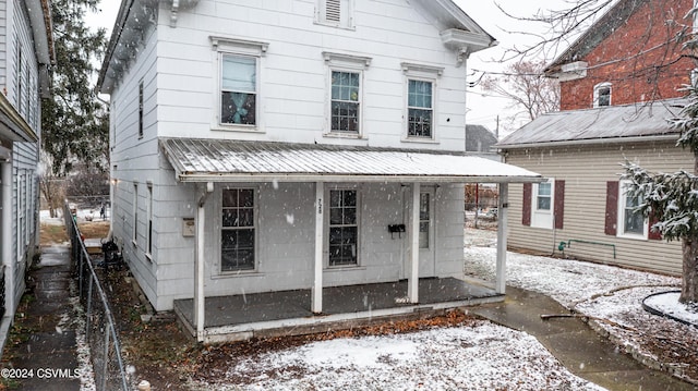 view of front of house featuring covered porch