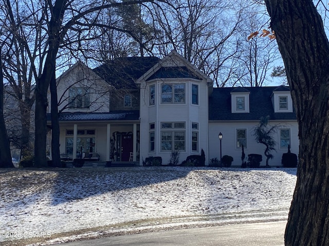 view of front facade